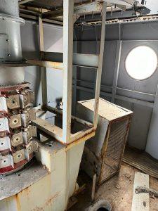 EA 91 53 0 400 743-7 interior